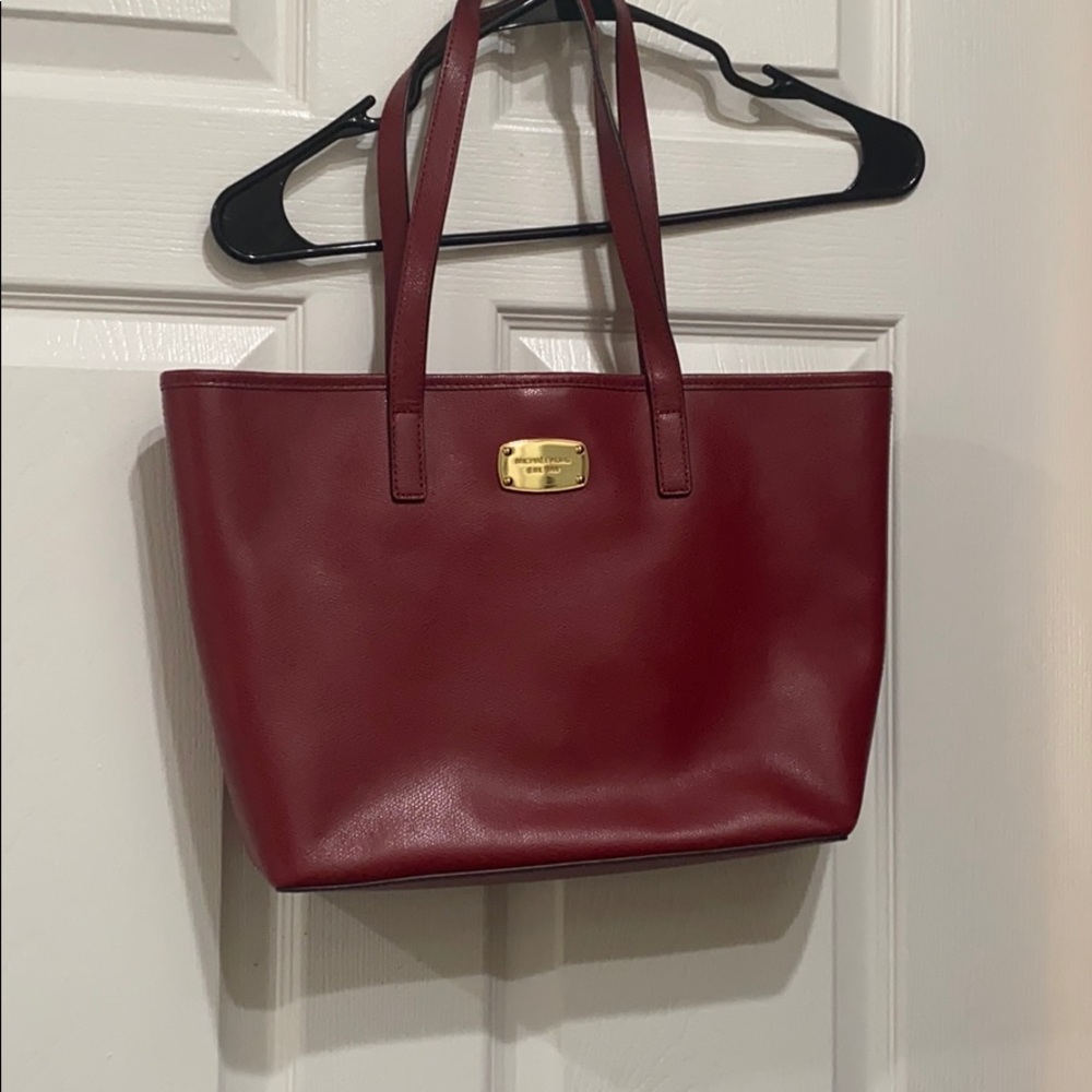 Micheal Kors Purse